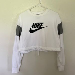 White Nike Crop Sweatshirt
